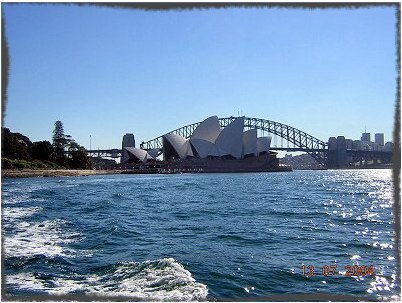 Sydney Opera_Harbour Bridge 2004